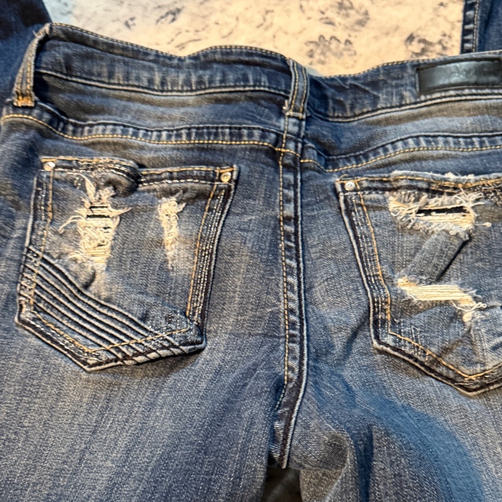 Daytrip Virgo Bootcut Jeans in Dark Blue - Picture 4 of 8